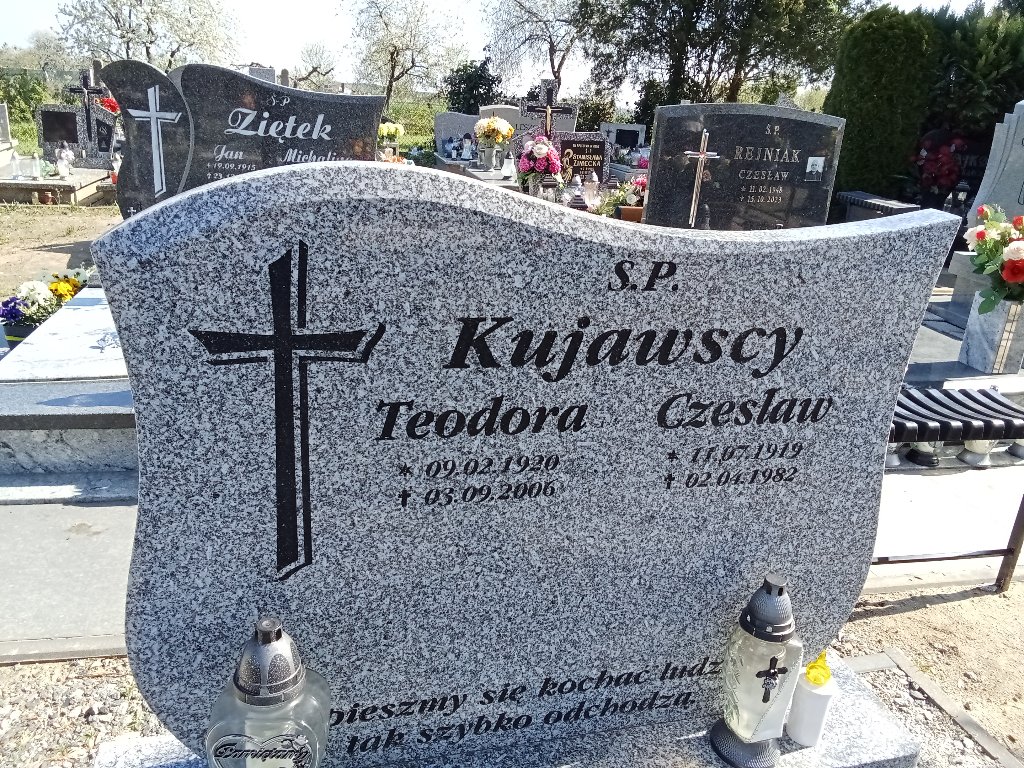 Małgorzata Kujawska 1994 Santok - Grobonet - Wyszukiwarka osób pochowanych