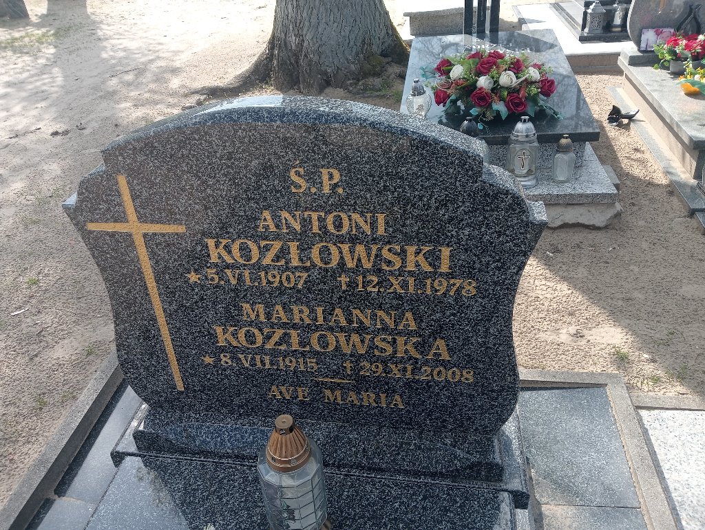Grób Marianna Kozłowska