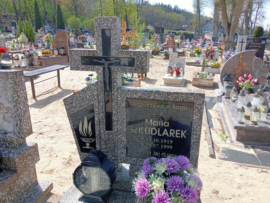 Grób Maria Szkudlarek